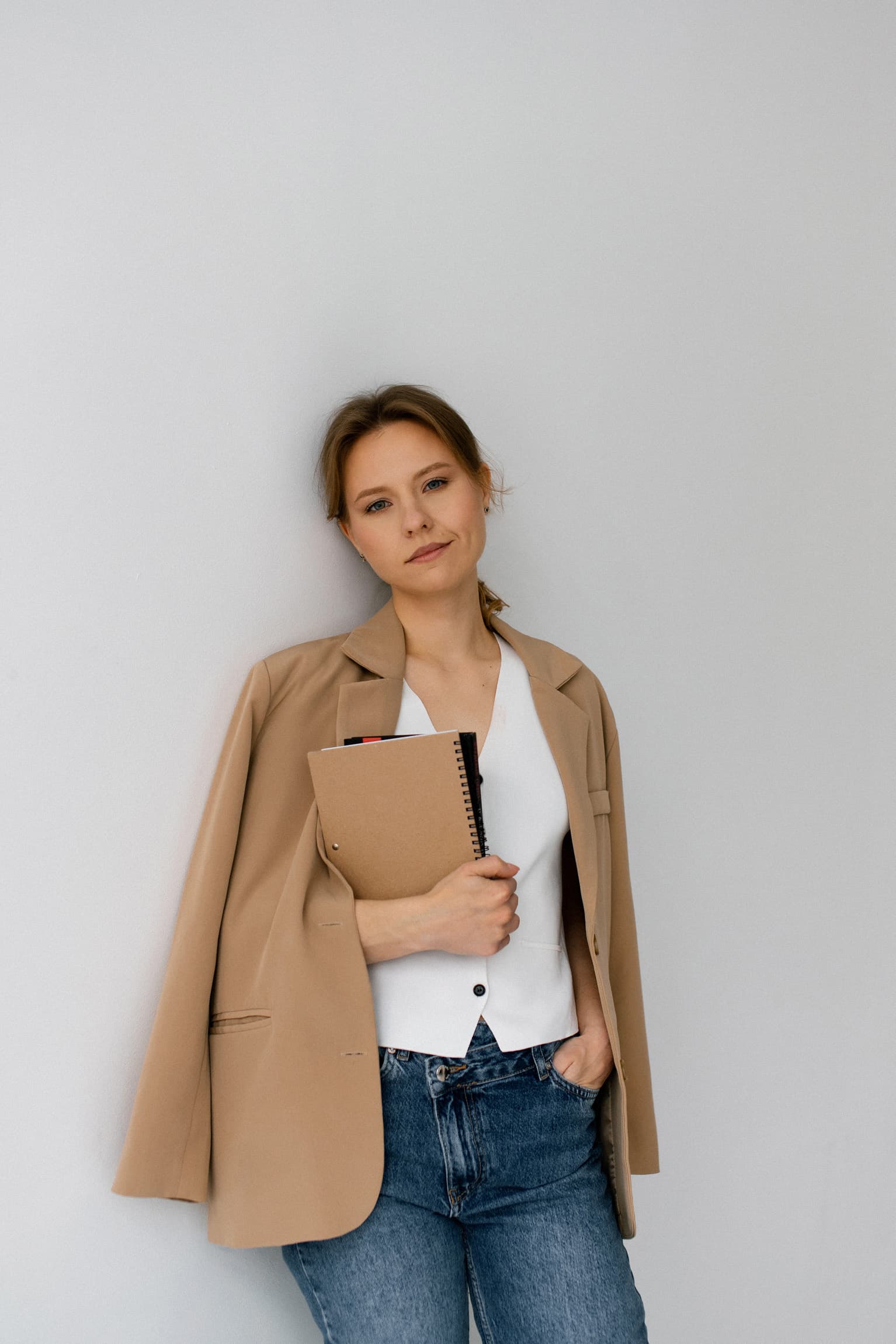 Anna Shabalina — Clinical Psychologist and Gestalt Therapist